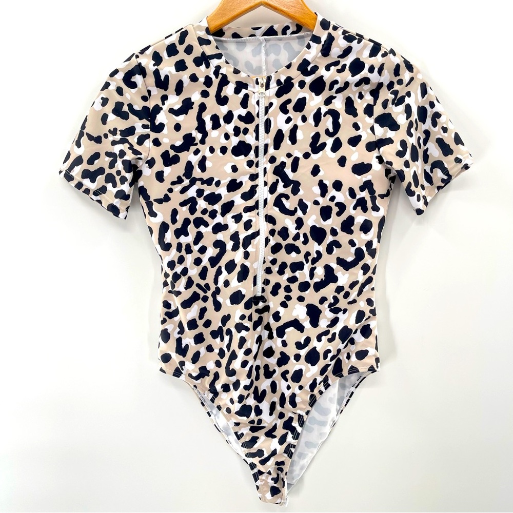 Cheetah Print Cream Black Zip Front Open Back Swimsuit Size Large